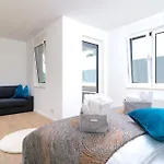 Amazing Kasjuni With Garrage ספליט