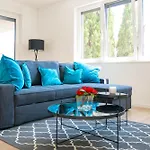 Amazing Kasjuni With Garrage Apartman